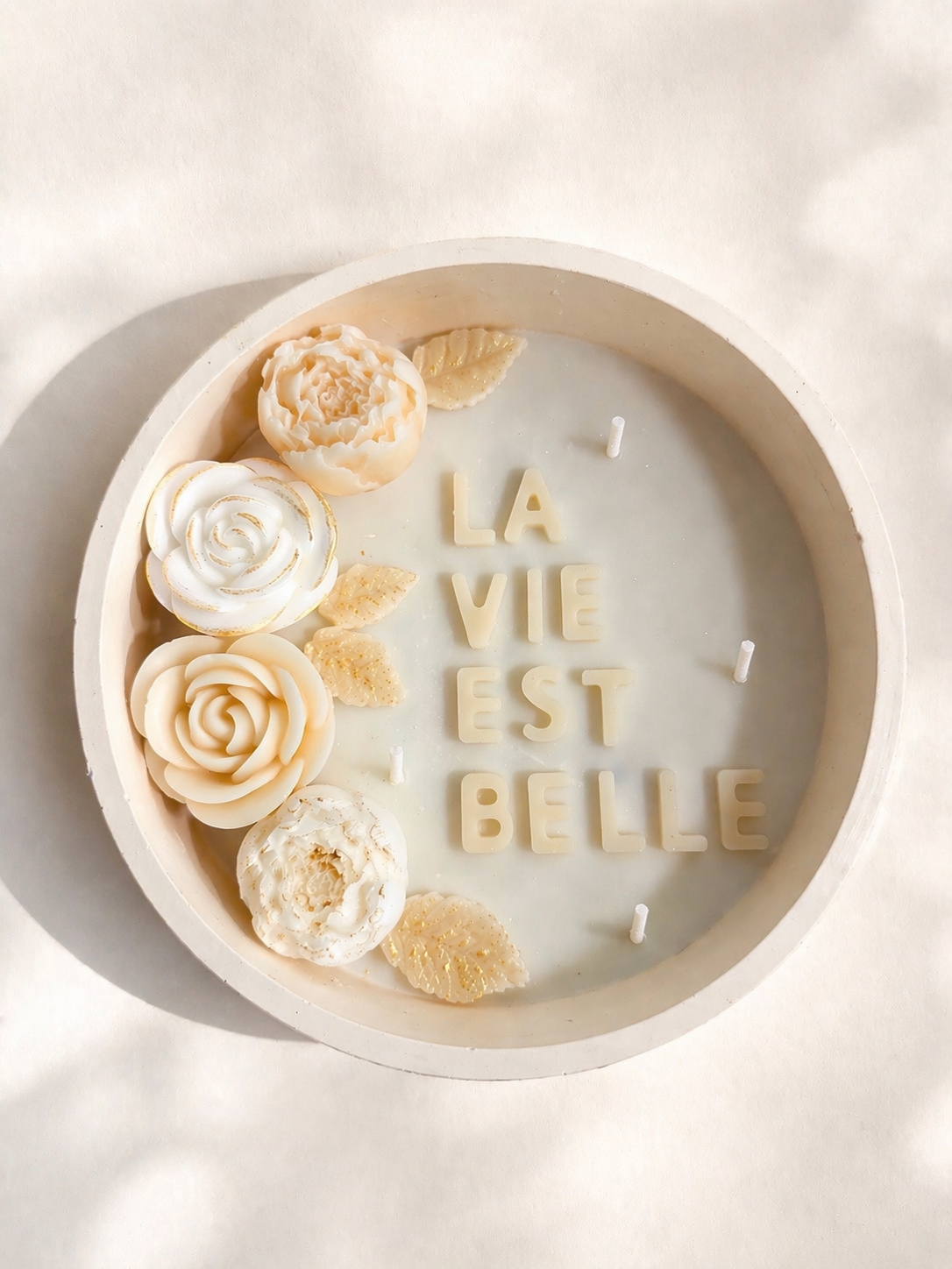 La Vie est Belle